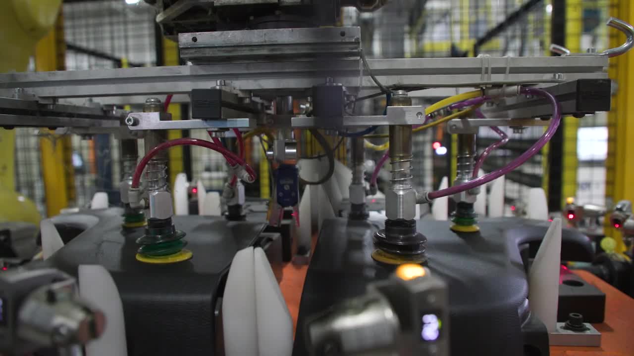 Kendrick Plastics Consolidates 27 Software Systems, Gains Control with Plex